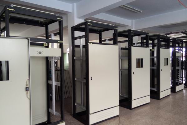 普陀控制柜-3683厂家控制柜检修需要注意的